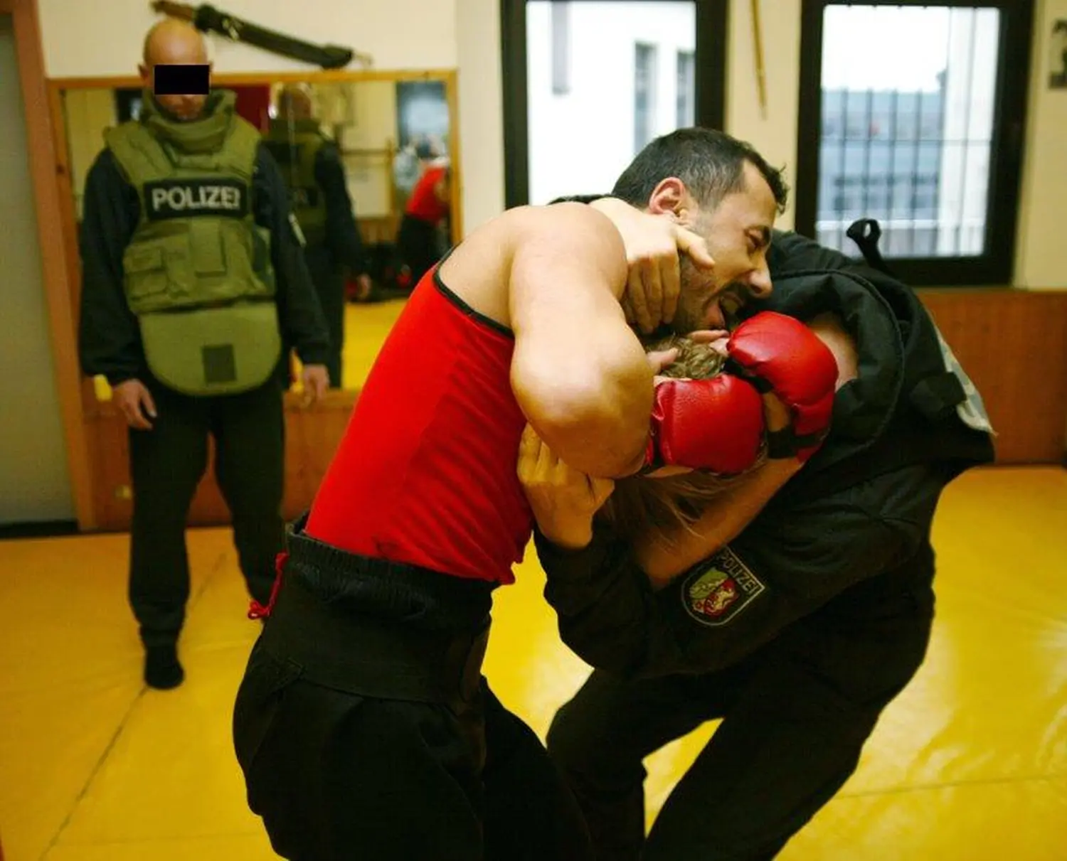 Kampfsportschule Moers - Autoritätstraining im Trainingsraum